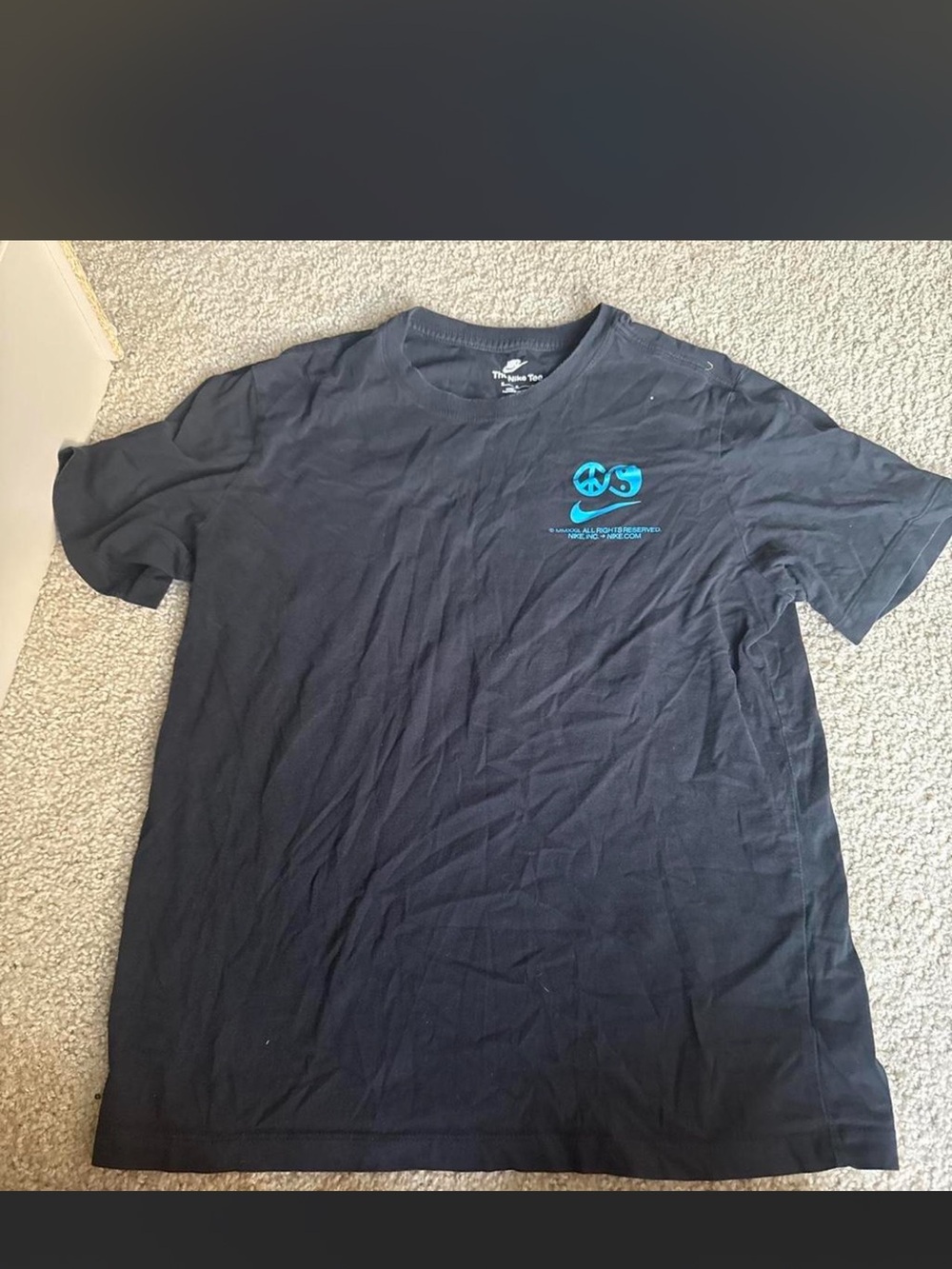 Nike Black Short-Sleeve Tee with Teal Chest Graphic